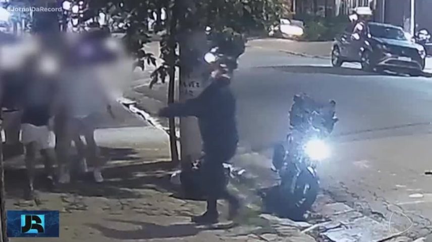 Bairro de Pinheiros, zona oeste de São Paulo, lidera ocorrências de roubos de celulares na capital