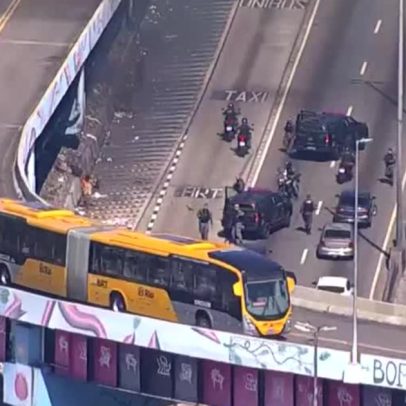 Confrontos entre policiais e traficantes fecham a Linha Vermelha no RJ