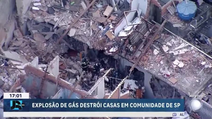 Explosão de gás destrói casas na zona oeste de São Paulo