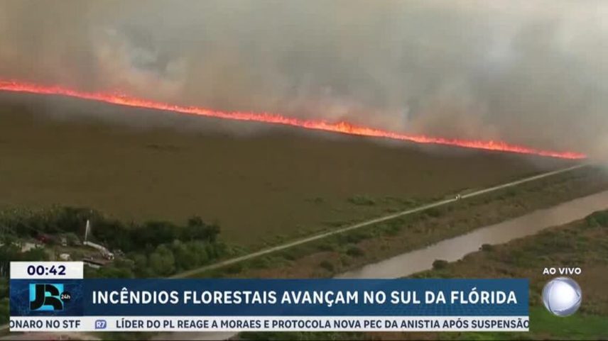 EUA: bombeiros combatem incêndios no sul da Flórida em área de patrimônio mundial da ONU