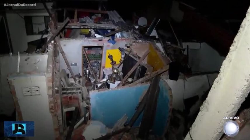 Bombeiros seguem em busca de vítimas após explosão de gás na zona oeste de SP
