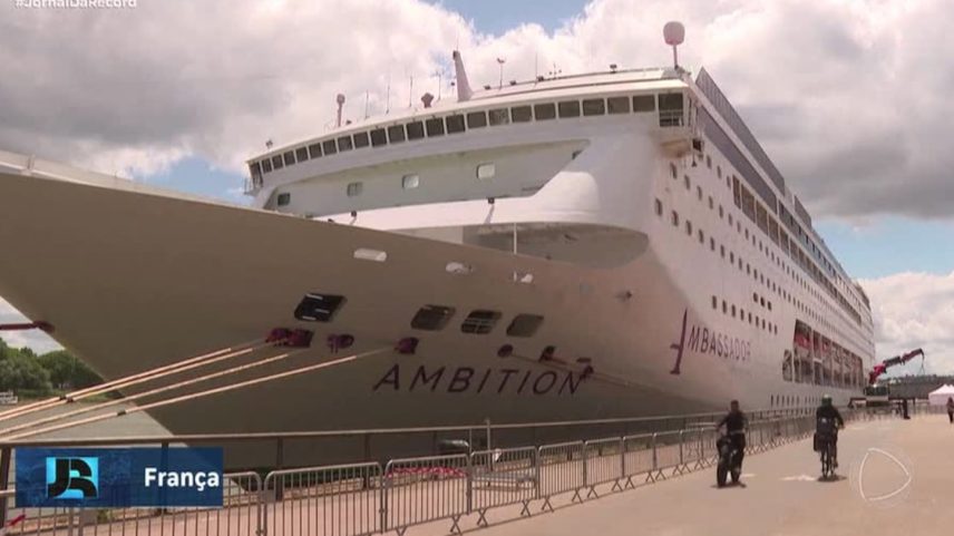 Mais de 1,7 mil pessoas são isoladas em navio na França após suspeita de surto de norovírus