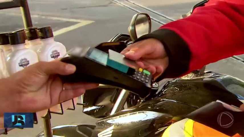 Quadrilhas especializadas em golpes se espalham em grandes shows com mais de 40 mil pessoas