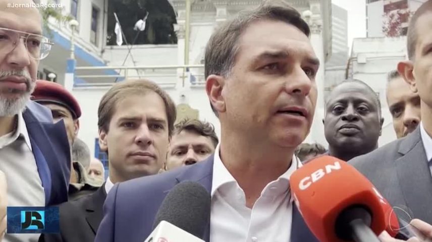 Dino abre investigação sobre emendas para ONGs ligadas ao filme sobre Bolsonaro