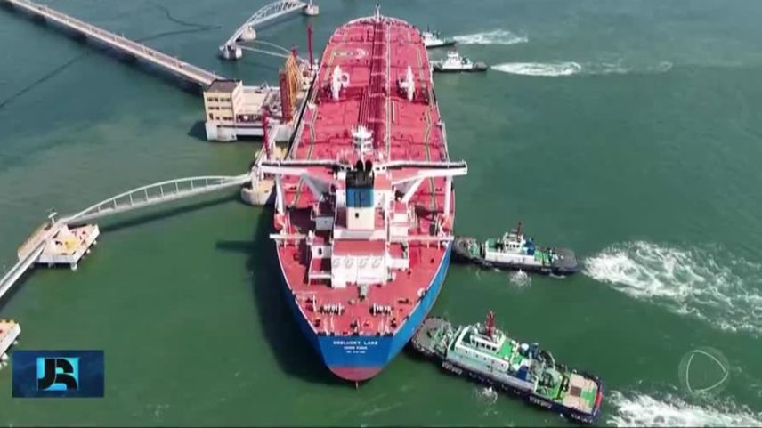 Irã formaliza criação de órgão para fiscalizar tráfego e cobrar pedágio no estreito de Ormuz
