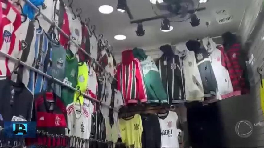 Receita Federal fecha dois shoppings no Brás por pirataria