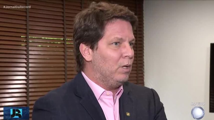 Câmara informa ao STF que pedidos de viagem de Mário Frias não chegaram a ser autorizados