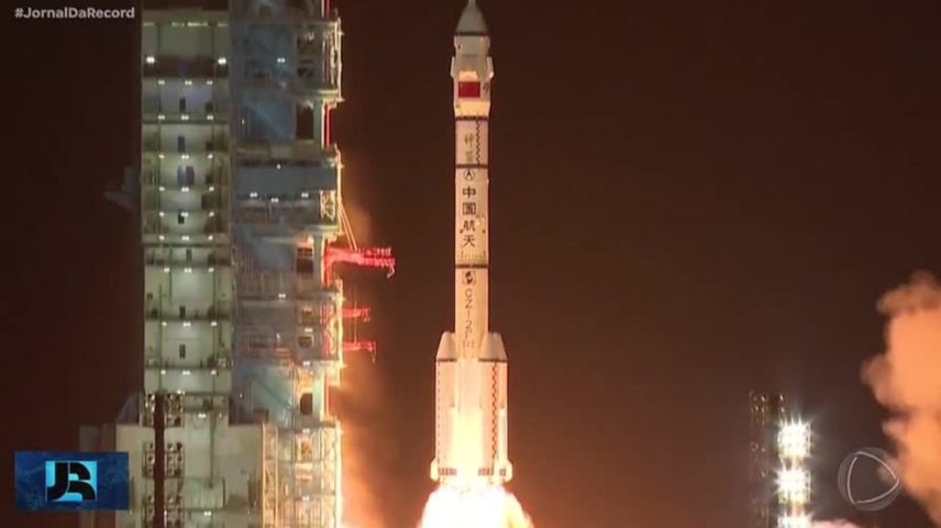 China acelera corrida espacial e coloca em órbita missão para levar astronautas à Lua até 2030