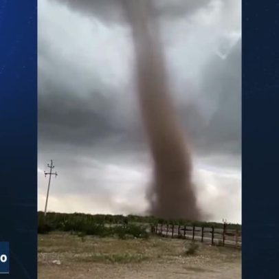 Tornado atinge área rural no norte do México sem feridos