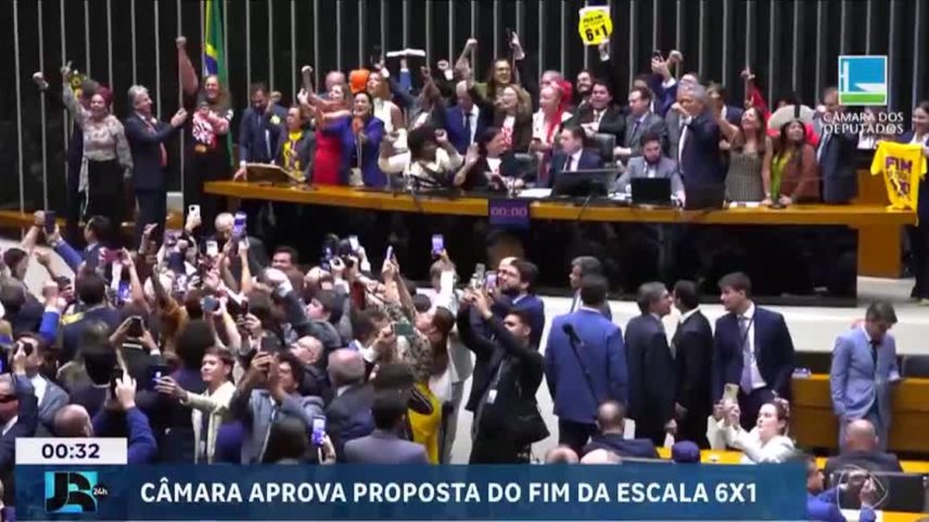 Câmara aprova PEC que acaba com escala 6 por 1 e texto segue para o Senado