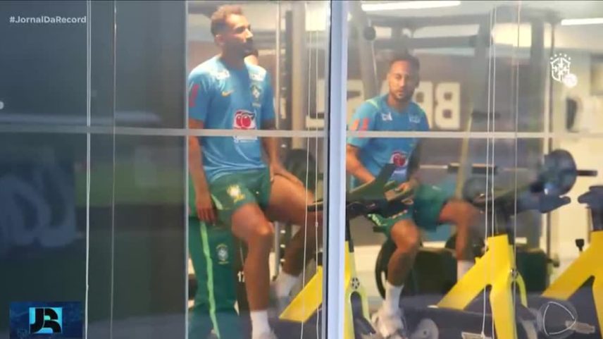 Neymar luta contra o desgaste físico para estar em forma na Copa do Mundo