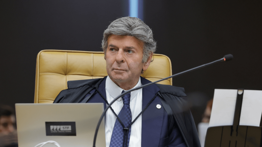 STF: Ministro Luiz Fux diverge de Gilmar e vota para restringir foro privilegiado e manter ações avançadas no juízo de origem.