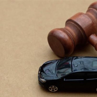 Comprador acusado de furtar carro receberá indenização por prisão injusta