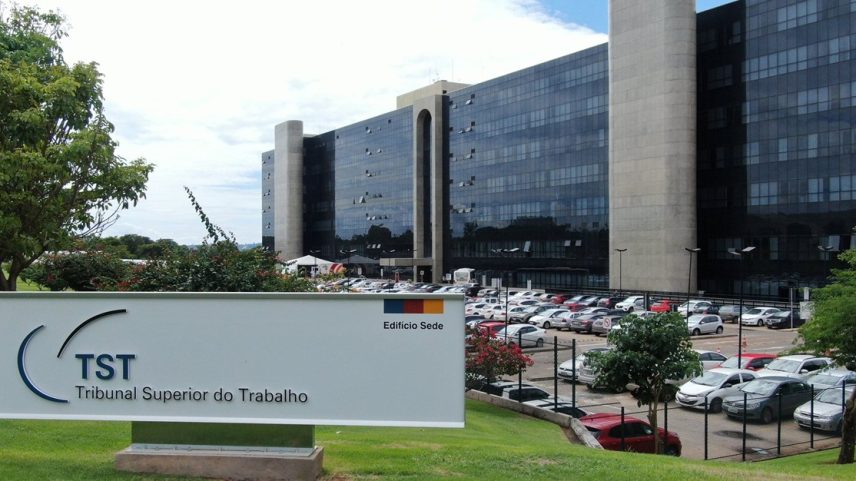 TST afasta competência da Justiça do Trabalho para julgar ações contra fundos de previdência complementar.