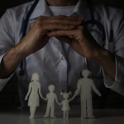Juíza determina desmembramento de contrato de plano de saúde familiar