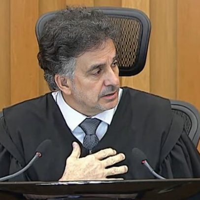 Presidente do TST explica fala sobre ministros azuis e vermelhos