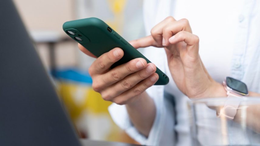 TRT da 3ª região mantém condenação de hospital por acesso a WhatsApp.