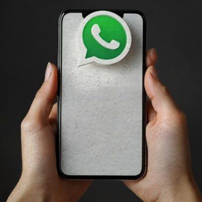 Servidora vítima de figurinha ofensiva no WhatsApp será indenizada