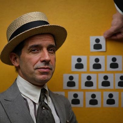 Fux cita Esquema Ponzi e diferencia de pirâmides