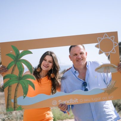 Brasileira cria plataforma de reservas em Portugal após ida à praia