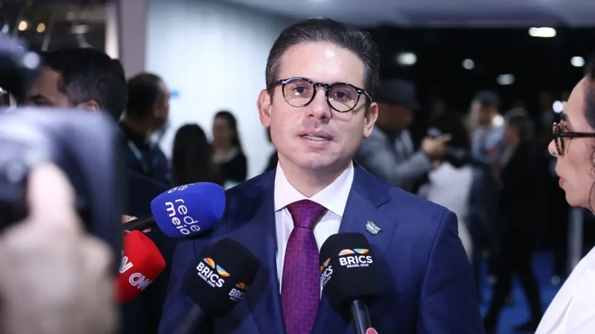 Acordo com o governo definiu que proposta será tratada como PEC e que pretende ampliar o poder das negociações coletivas. (Foto: Vinícius Loures/Câmara dos Deputados)