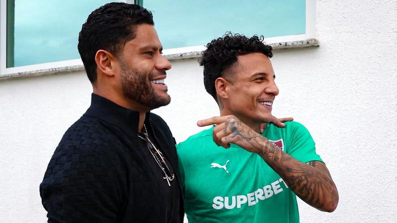 Hulk chega ao Rio para se apresentar ao Fluminense: "Meu sonho é conquistar a Libertadores"