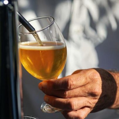 Sunshine eleva vendas de cerveja e sidra, mas abril mantém mercado estável