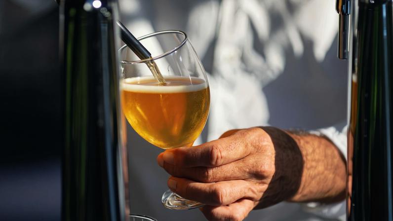 Sunshine eleva vendas de cerveja e sidra, mas abril mantém mercado estável