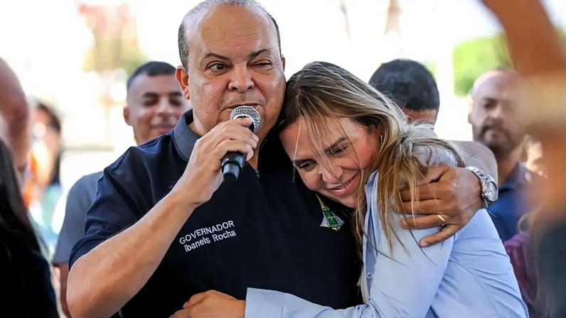 O ex-governador do Distrito Federal, Ibaneis Rocha (MDB), e a governadora Celina Leão (PP) - (Renato Alves/Agência Brasília/Divulgação)