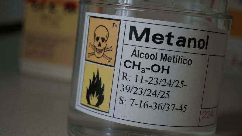 Saiba identificar os sinais da intoxicação por metanol e quando procurar ajuda - 1