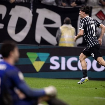 Corinthians vence São Paulo em duelo com briga, tiro em bandeira e golaço