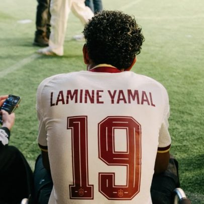 Lamine Yamal pode perder estreia da Espanha na Copa após lesão