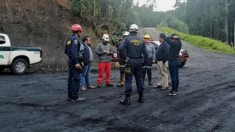 Equipes de resgate estão trabalhando na mina de Sutatausa, em Cundinamarca, após uma explosão que deixou pelo menos 15 mineiros presos.