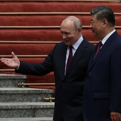 China e Rússia assinam 20 acordos durante visita de Putin