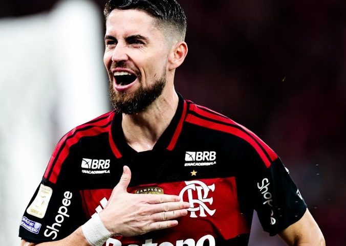 Flamengo x Palmeiras no Campeonato Brasileiro: onde assistir ao vivo, escalações e arbitragem