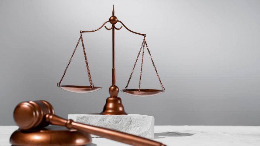 Como estudar a Constituição Federal para concursos