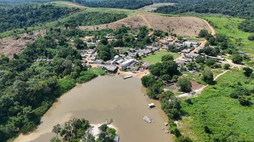 Jacareacanga (PA), município do sudoeste paraense, tornou-se um dos principais epicentros da exploração de ouro no Vale do Tapajós. Estudo do Instituto Mãe Crioula aponta que a atividade reorganizou a economia, os rios e a ocupação territorial.