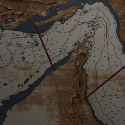 Irã divulga mapa com linhas vermelhas no Estreito de Ormuz após anúncio