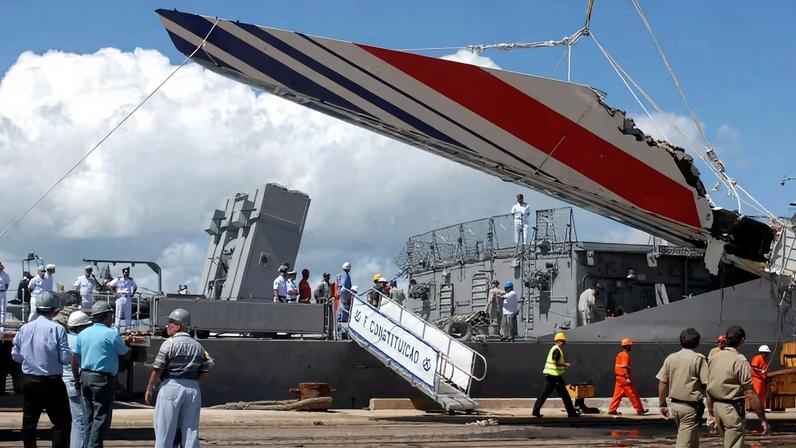 Queda do avião da Air France matou 228 pessoas em 2009 — Foto: BBC News fonte