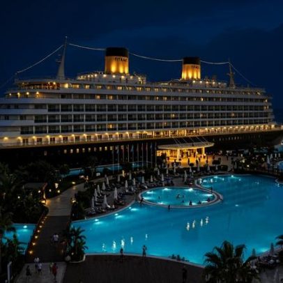 Resort na Turquia com 586 quartos replica navio lendário e encanta a Riviera