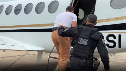 Daniel Vorcaro no aeroporto durante transferência