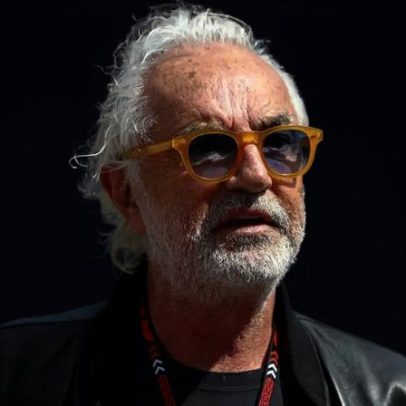 Briatore aguarda mercado antes de definir a dupla da Alpine para 2027