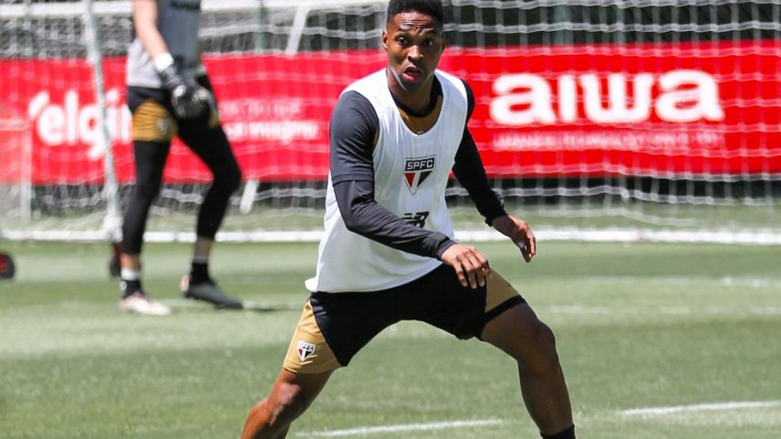 Wendell em treino no CT da Barra Funda — Foto: Divulgação / São Paulo