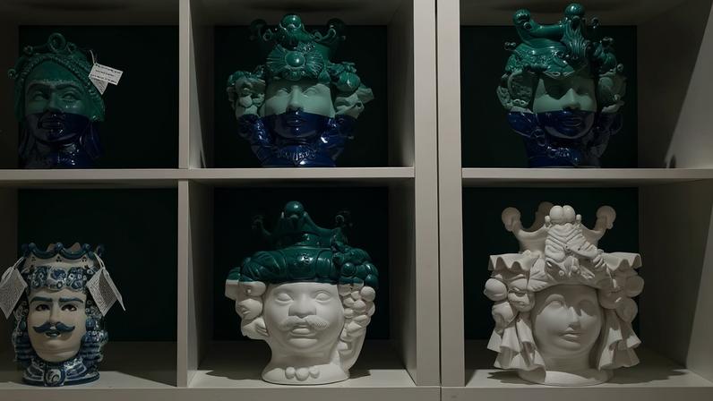 As cerâmicas artesanais sicilianas são uma tradição da região. A arquiteta Juliana Pippi visitou um ateliê e compartilha sua experiência — Foto: Juliana Pippi/Acervo pessoal
