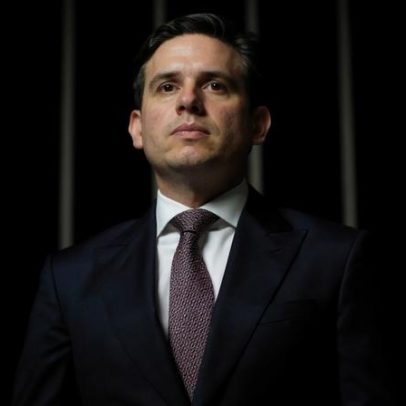 Motta defende votar regulamentação da PEC 6×1 antes das eleições