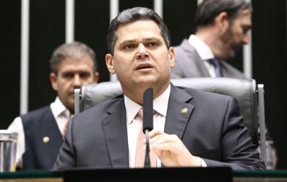 Governo recebe sinais de que Alcolumbre não pautará PEC da Segurança