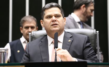 O presidente do Congresso Nacional, Davi Alcolumbre (União-AP)
