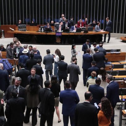 Câmara vota política de minerais críticos na véspera de encontro Lula-Trump