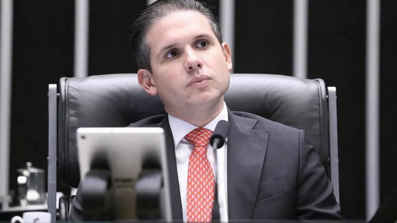Hugo Motta, presidente da Câmara, em sessão no dia 25 de fevereiro de 2026 (Kayo Magalhães/Câmara dos Deputados/Divulgação)