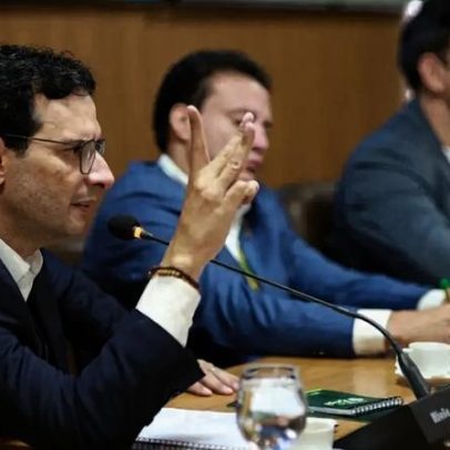Pressão por regra de transição atrasa projeto da Câmara sobre escala 6×1